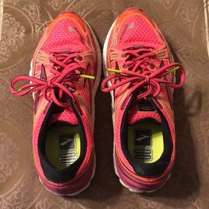 Brooks transcend running shoes
